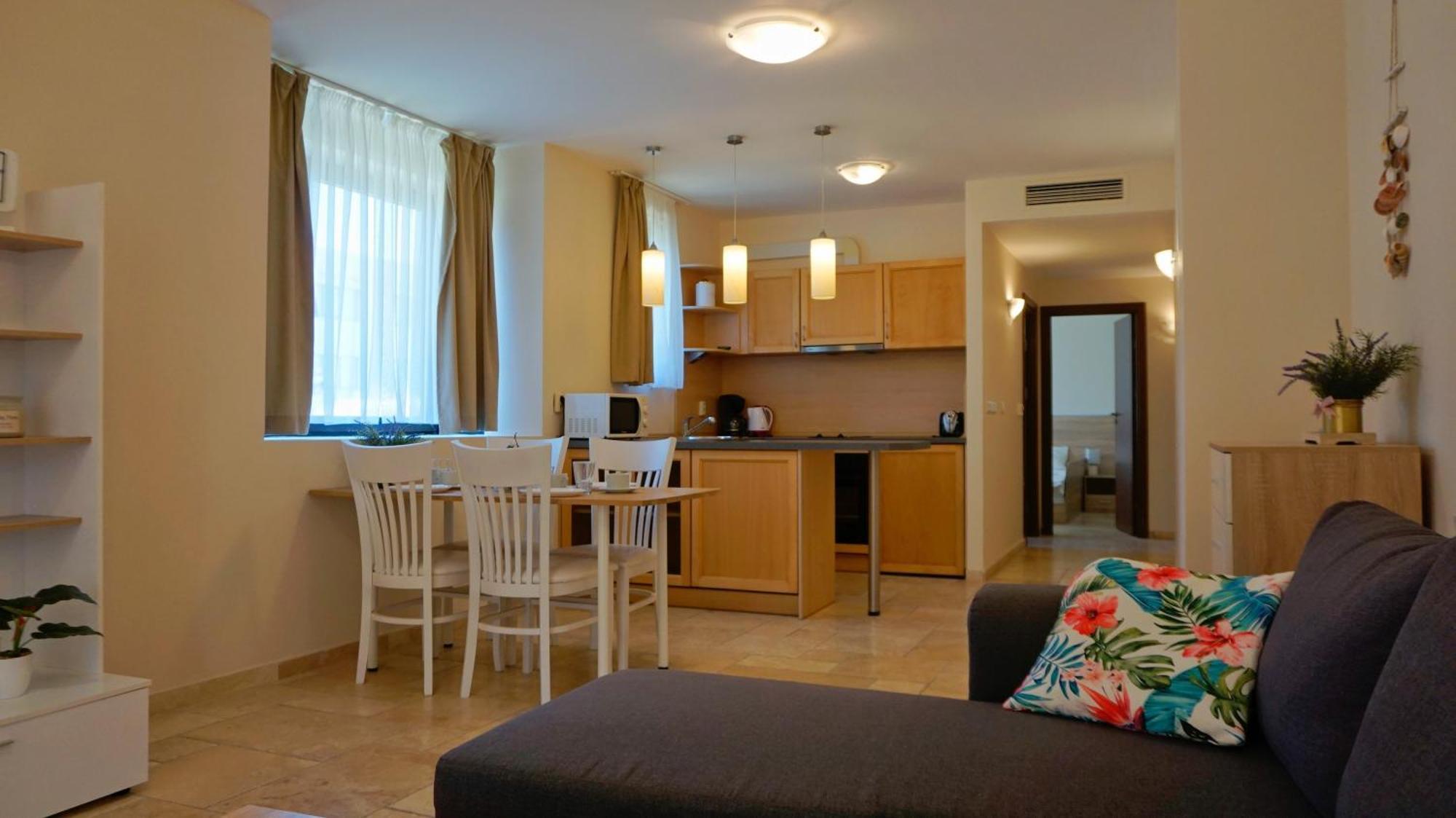 Ваканционни Апартаменти Калиакрия - Holiday Apartments Kaliakria Topola Exterior photo